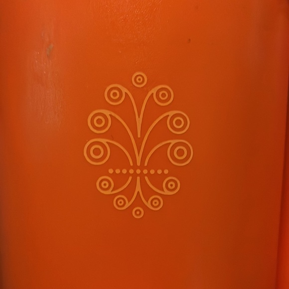 Vintage Set of 5 Plastic Tupperware Canisters with Lids - Picture 5 of 6